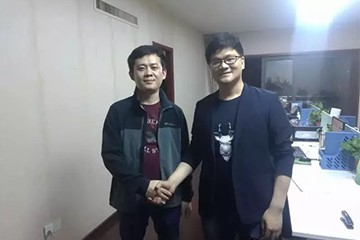 深夜與張醫(yī)生共同探討“移動互聯(lián)網+牙科”，并達成深度戰(zhàn)略合作！期待平臺給用戶帶來更便捷的服務與實惠